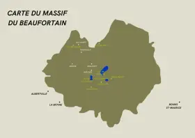 Carte du massif du Beaufortain, montrant les lacs de Roselend et Saint-Guérin, ainsi que des lieux comme Beaufort, Arêches et Albertville.